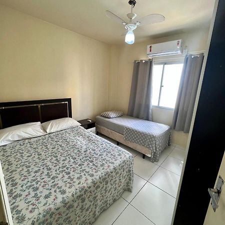 Apto Almeida E Moraes 2 Dormitorios Perto Da Praia Bc Balneário Camboriú エクステリア 写真
